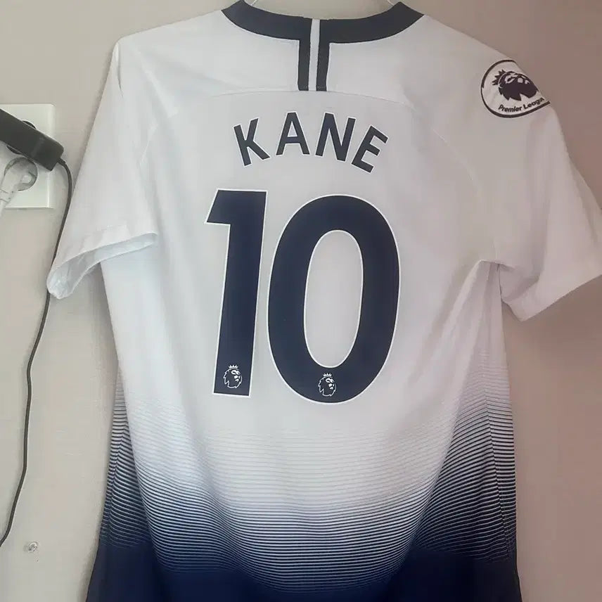 [BUNJANG] Tottenham Hotspur 2018-19 Champions League Harry Kane Replica Jersey - Men's Medium / 18-19 챔결 해리케인 유니폼 레플