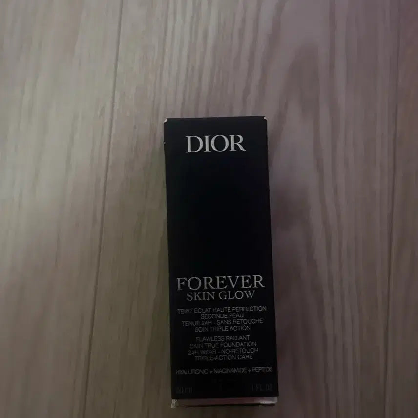 [BUNJANG] Dior Forever Skin Glow Foundation 0N Neutral 30ml Sealed / 디올 포에버 스킨 글로우 파운데이션 0N 뉴트럴 30ml 미개봉 새상품
