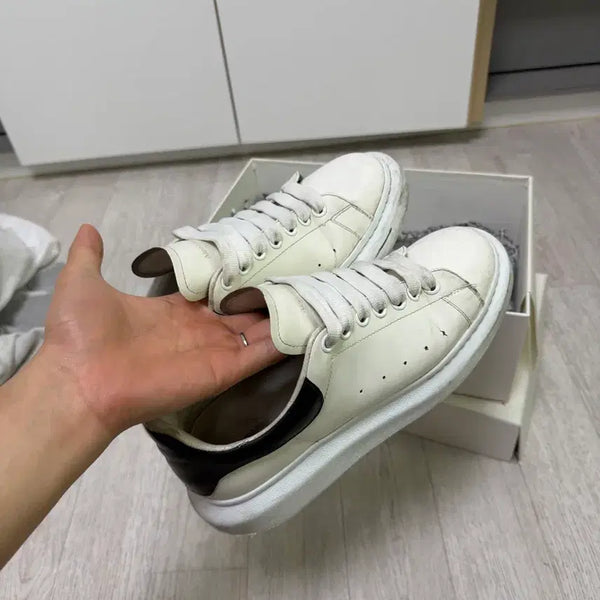 [BUNJANG] Alexander McQueen Oversized Sole Sneakers Black Heel / 맥퀸 오버솔 42