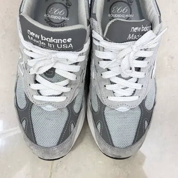 [BUNJANG] New Balance 993 Grey MR993GL Sneakers (US 8) / [상태최상] 뉴발란스 993 그레이 MR993GL 260 Made in