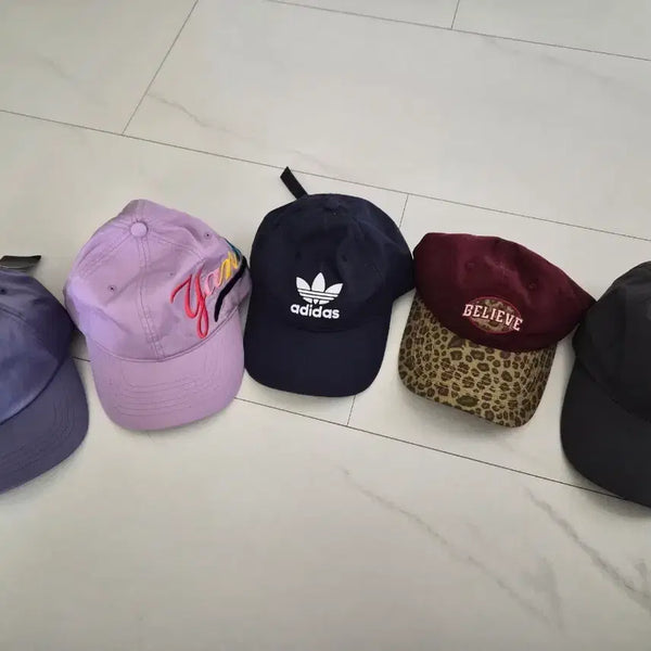 [BUNJANG] Bundle Set of 5 Hats (Includes 1 New Item) / 모자일괄 새상품1개포함 5개일괄