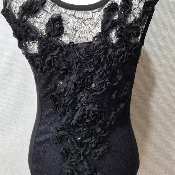 [BUNJANG] Black Lace Flower Sleeveless Top / A-150 오브제 블랙 레이스 플라워 장식 민소매