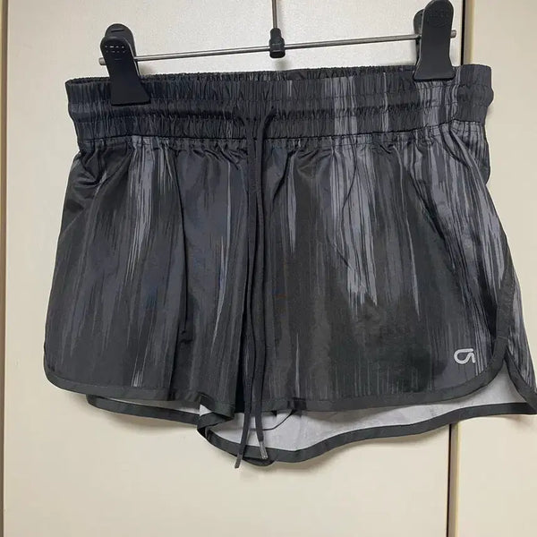 [BUNJANG] GapFit Women's Running Shorts XS (Black) / GapFit 여성 러닝 반바지 XS (블랙)