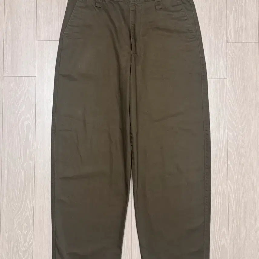 [BUNJANG] Uniqlo U Wide Fit Chino Pants Dark Brown / 유니클로u 와이드핏 치노팬츠 다크브라운 82
