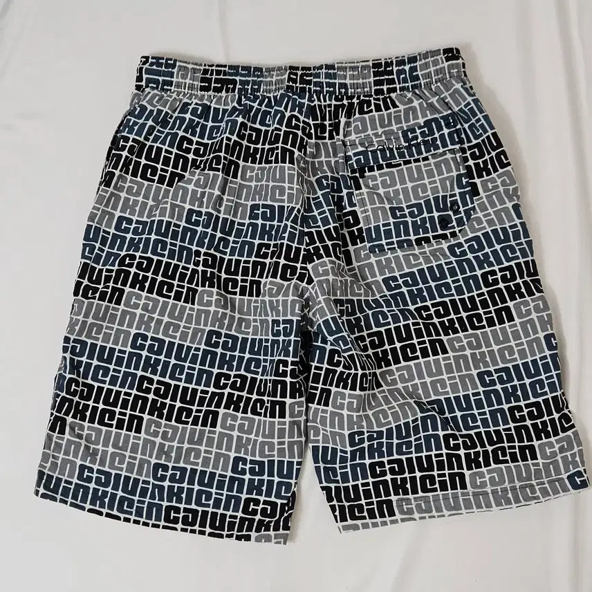 [BUNJANG] Calvin Klein Nylon Woven Swim Shorts / 캘빈클라인 우븐 스윔쇼츠 반바지 서퍼 스트링 나일론 M