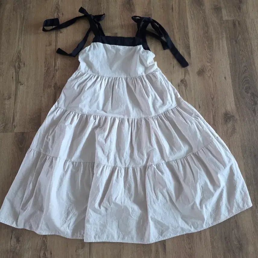 [BUNJANG] Beige Frill Strap Dress / 베이지 프릴 끈 원피스