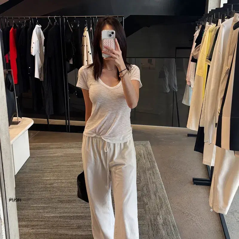 [BUNJANG] Delicious Blanc U Neck Tee White / 딜리셔스블랑 U Neck Tee 유넥 티 화이트