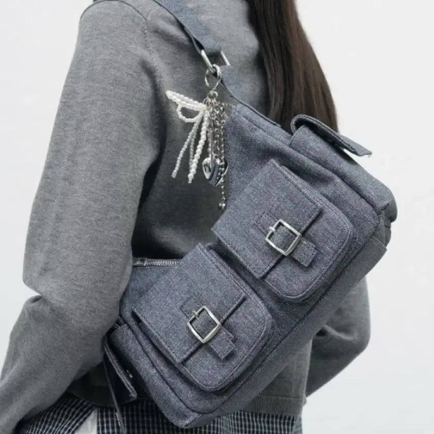 [BUNJANG] General Idea Out Pocket Shoulder Bag / 제너럴아이디어 아웃 포켓 숄더백 가방