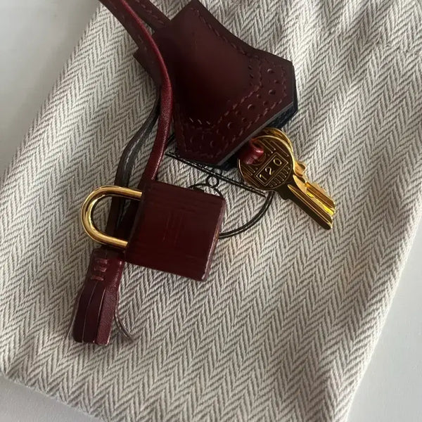 [BUNJANG] Hermes Kelly Bag Gold Hardware Leather Pendant / 에르메스 켈리 백 금장 가죽 펜던트