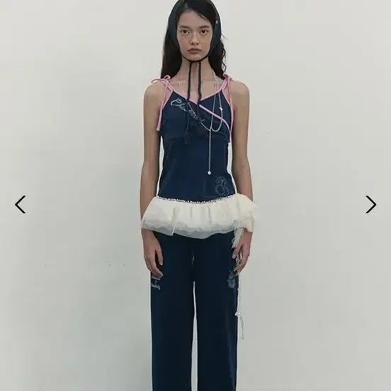 [BUNJANG] Kirsh Witty Bunny Bouquet Girl Training Pants Navy / 키르시 위티 버니 부케걸 트레이닝 팬츠