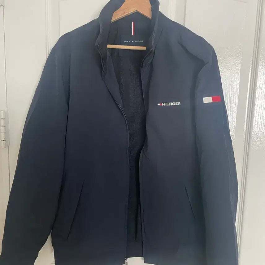 [BUNJANG] Tommy Hilfiger Windbreaker M / 타미힐피거 바람막이 M
