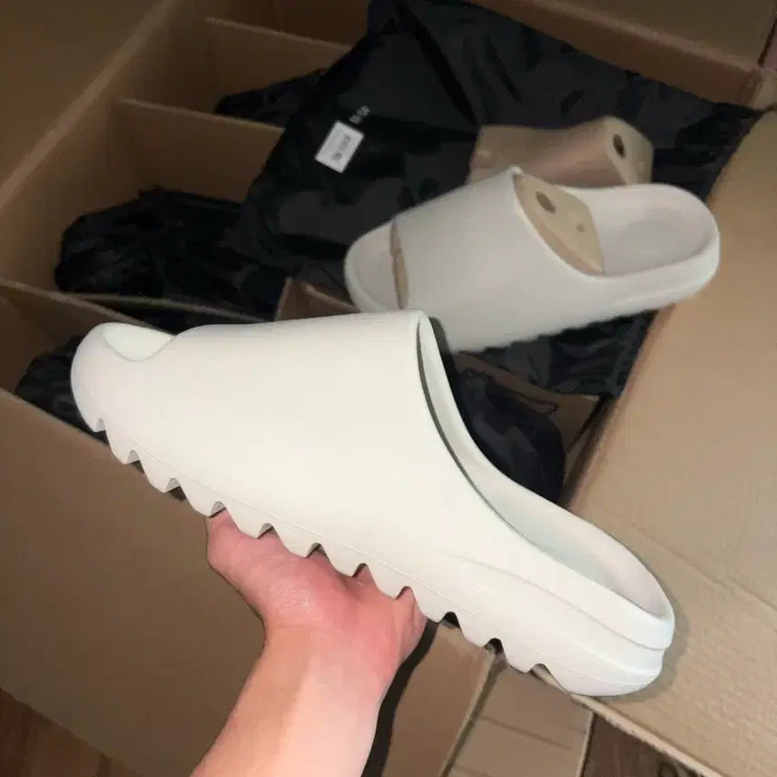 [BUNJANG] Yeezy Slide YS-01 Cream 280mm / 새상품 이지슬라이드 ys-01 크림! 280사이즈