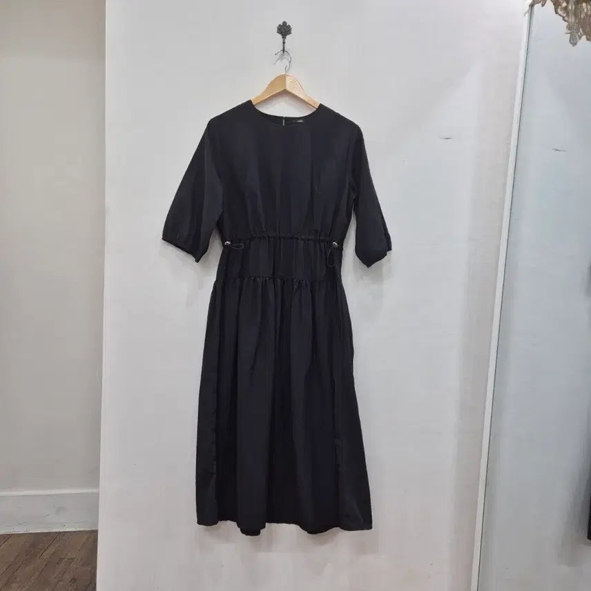 [BUNJANG] LAP Black Long Dress With Waist String / LAP 바스락소재 블랙 롱 원피스