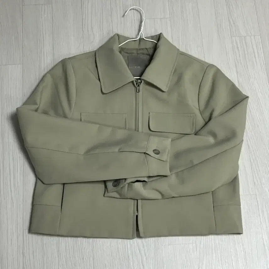 [BUNJANG] CLO Khaki Short Jacket / CLO 카키색 숏 자켓