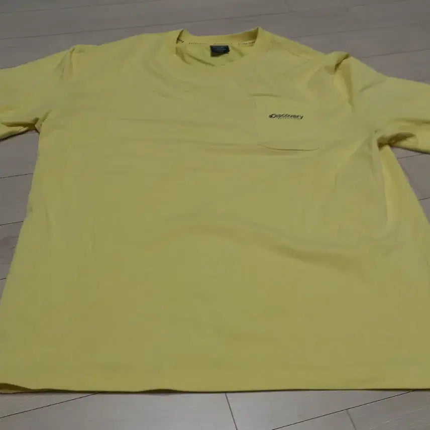 [BUNJANG] Discovery Expedition Big Size Yellow Short Sleeve T-Shirt 110 / 빅사이즈 디스커버리 익스페디션  반팔티 110