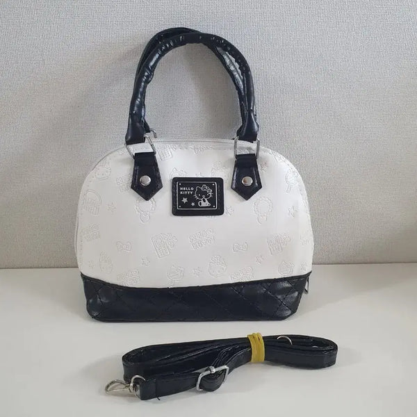 [BUNJANG] Hello Kitty Pattern Tote Bag & Crossbody Bag / 헬로키티 패턴 토트백&크로스백