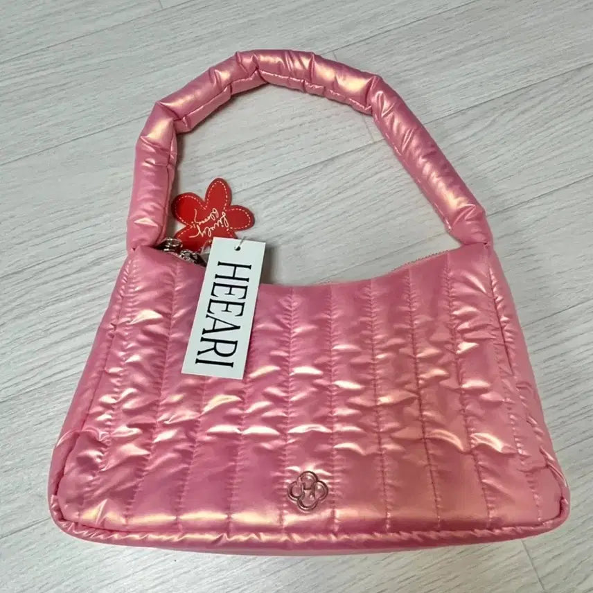 [BUNJANG] Heari Padded Bag (New) / 히어리 패딩백(새상품)
