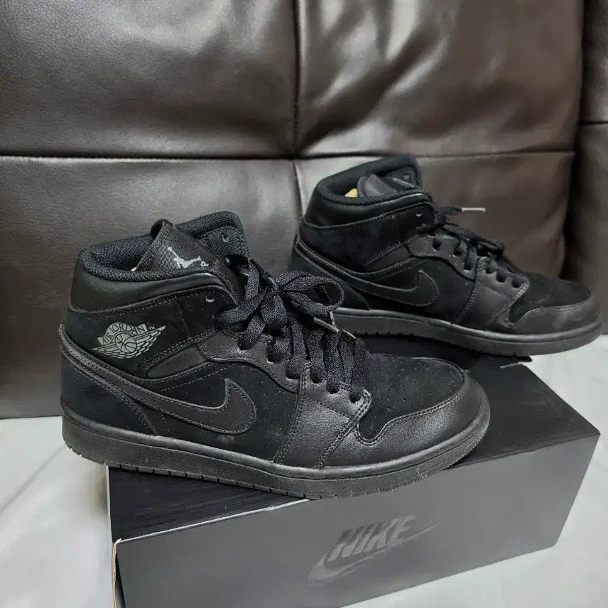 [BUNJANG] Air Jordan 1 Mid Triple Black 2018 / 조던1 미드 트리플 블랙 2018[ 275]