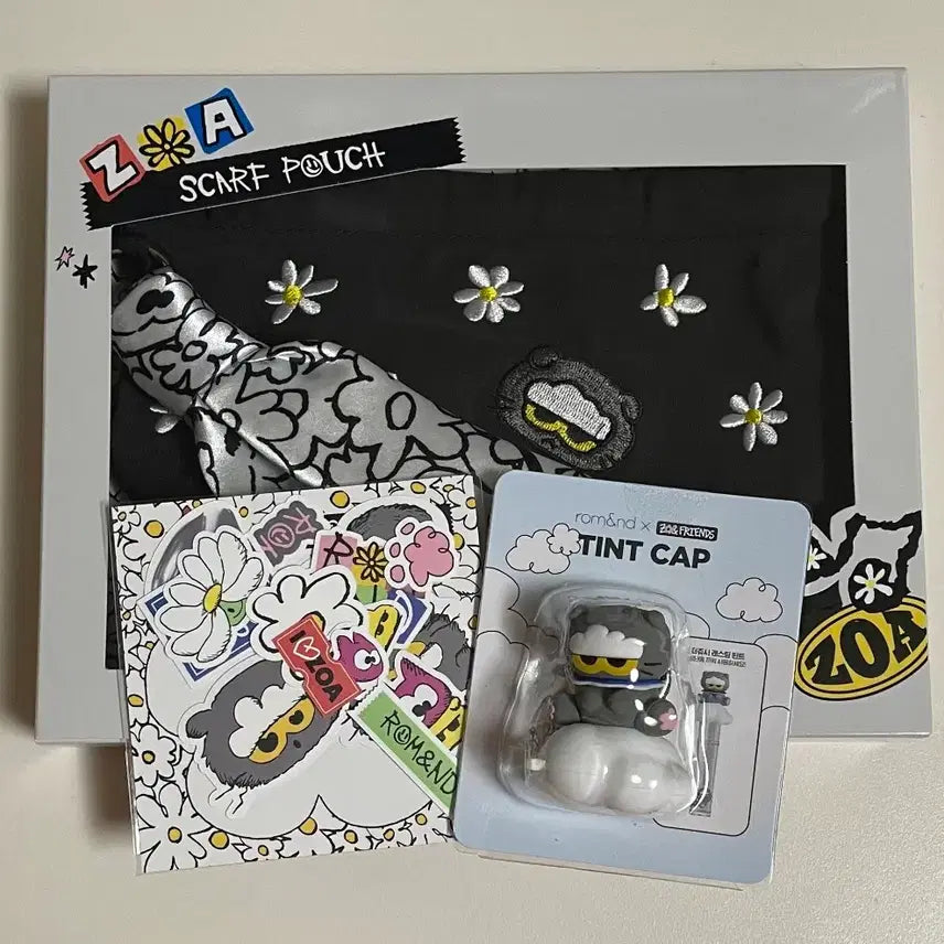 [BUNJANG] Rom&nd Joah Friends G-Dragon Collaboration Scarf Pouch, Sticker, Tint Cap Bundle Set / 롬앤 조앤프렌즈 지디 지드래곤 콜라보 스카프 파우치, 스티커,틴트캡 일괄