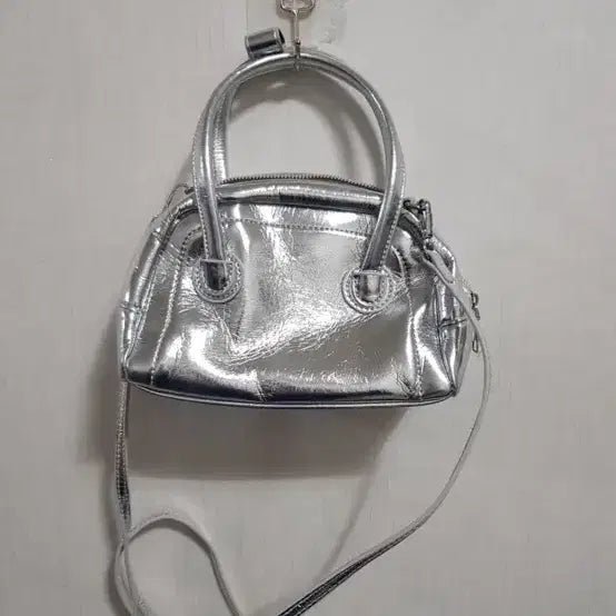 [BUNJANG] Silver Shoulder Bag Crossbody Bag / 실버 숄더백 크로스백