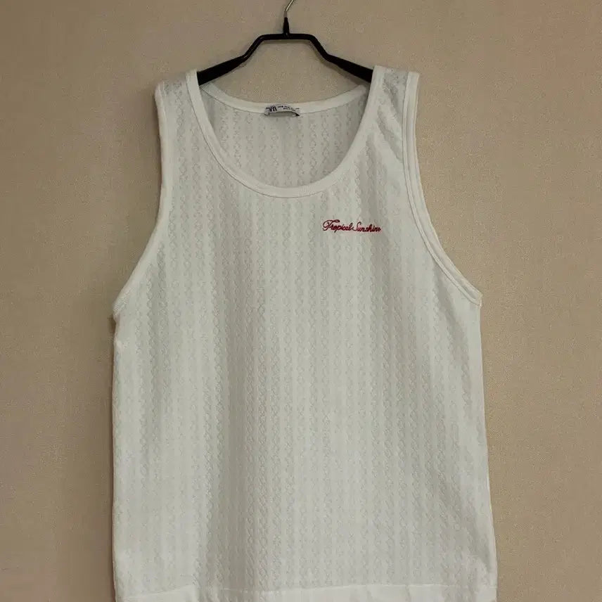 [BUNJANG] Zara Oversized Sleeveless T-Shirt / Zara 오버핏 슬리브리스 민소매 티셔츠 착샷