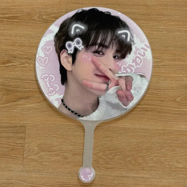 [BUNJANG] The Boyz Younghoon Uchiwa Fan, Lightstick Goods, Photocard / 더보이즈 영훈 우치와 더보이즈 응원봉 영훈굿즈 영훈포카 현재포카 선우포카