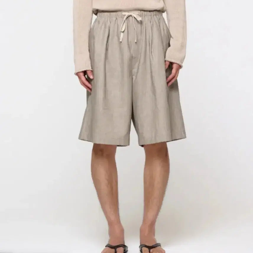 [BUNJANG] Amomento Linen Drawstring Shorts Beige / 아모멘토 Linen Drawstring Shorts 베이지