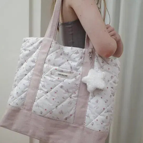 [BUNJANG] Dry Rose Quilting Bunny Eco Bag / 드라이로즈 퀼팅 버니 에코백