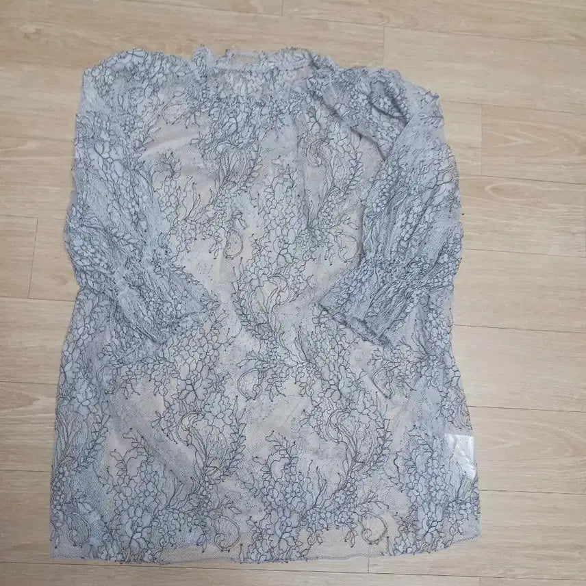 [BUNJANG] Lavender See-Through Blouse / 연보라 시스루 블라우스