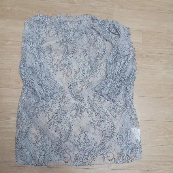 [BUNJANG] Lavender See-Through Blouse / 연보라 시스루 블라우스