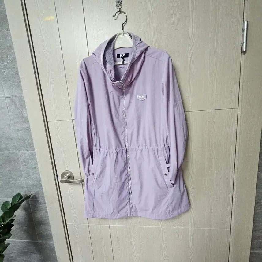 [BUNJANG] DKNY Hooded Windbreaker Lavender / DKNY 후드 바람막이 라벤더