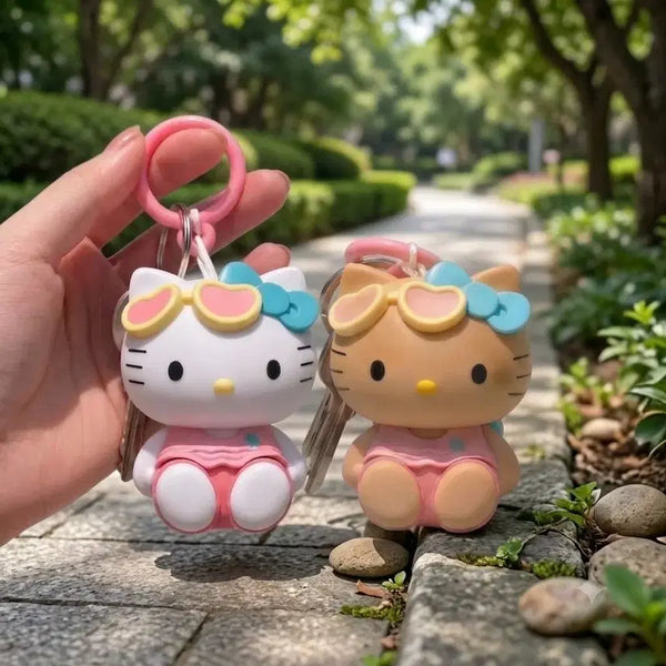 [BUNJANG] Hello Kitty UV Color-Changing Figure Keychain / 색깔변하는 헬로키티 자외선 UV피규어 키링