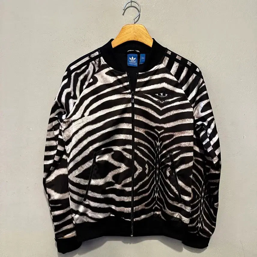 [BUNJANG] Adidas Authentic Zebra Women's Jersey / 아디다스 정품 지브라 여성져지