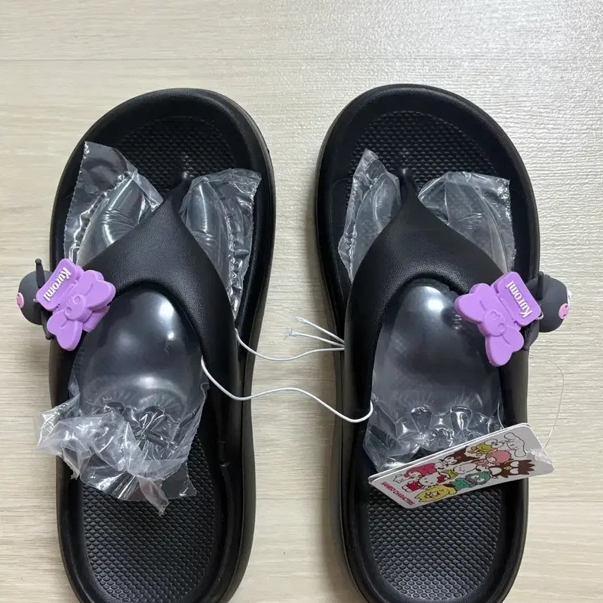 [BUNJANG] Sanrio Kuromi Flip-Flop Sandals Black 230 / 산리오 쿠로미 쪼리 슬리퍼 샌들  블랙 230 새상품