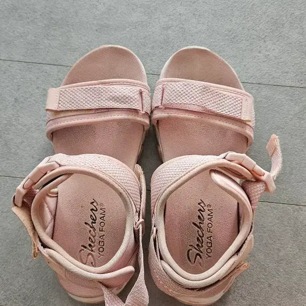 [BUNJANG] Skechers Yoga Foam Sandals Size 5 (220) / 스케쳐스 요가폼 샌들 5사이즈(220)