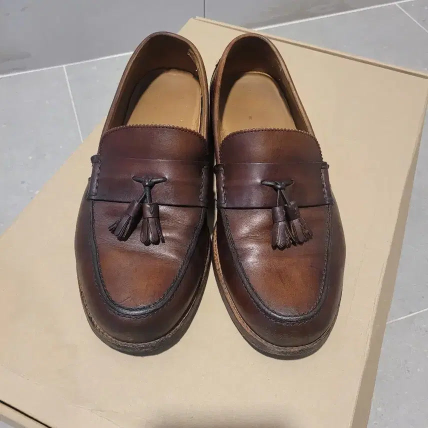 [BUNJANG] Tandy Tassel Loafers Brown / 텐디 태슬 로퍼 브라운(260)