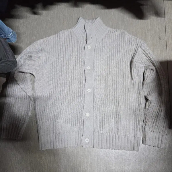 [BUNJANG] Trillion Washable High-Neck Button-Up Cardigan Knit Ivory (XL) / 트릴리온 워셔블 하이넥 버튼 업 카라 가디건 니트 아이보리 (XL)