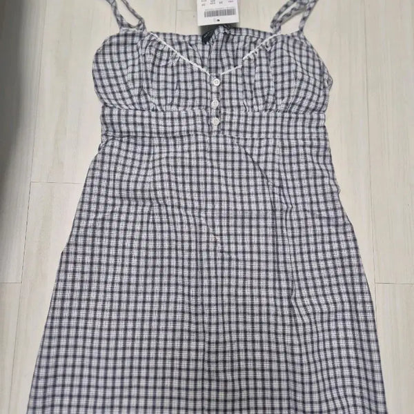 [BUNJANG] Brandy Melville Checkered Sleeveless Dress / 브랜디멜빌 체크무늬 민소매 원피스