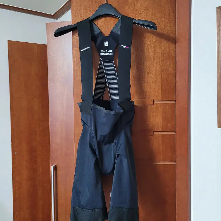 [BUNJANG] Assos Dyora RS Bib Shorts S9 Women's / 아소스 여성용 디오라 RS 빕숏 S9