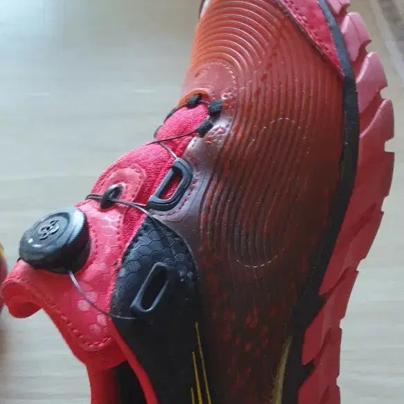 [BUNJANG] Eider Red Running Shoes with Gore-Tex / Eider 레드 런닝화