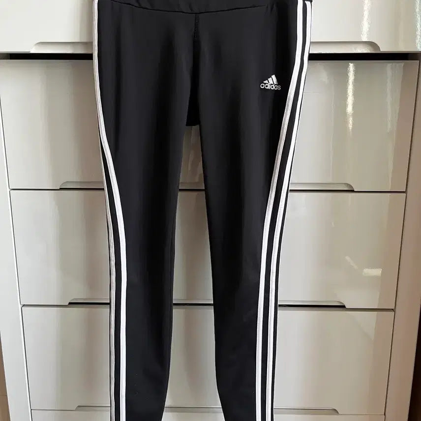 [BUNJANG] Adidas Black Leggings Size 85 / 아디다스 레깅스 블랙 85사이즈