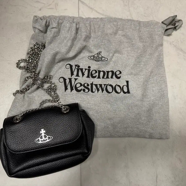 [BUNJANG] Vivienne Westwood Black Crossbody Bag / 비비안웨스트우드 크로스백 블랙