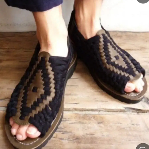 [BUNJANG] Chubasco Aztec Black Sandals (280) / 츄바스코 아즈텍 블랙(280)