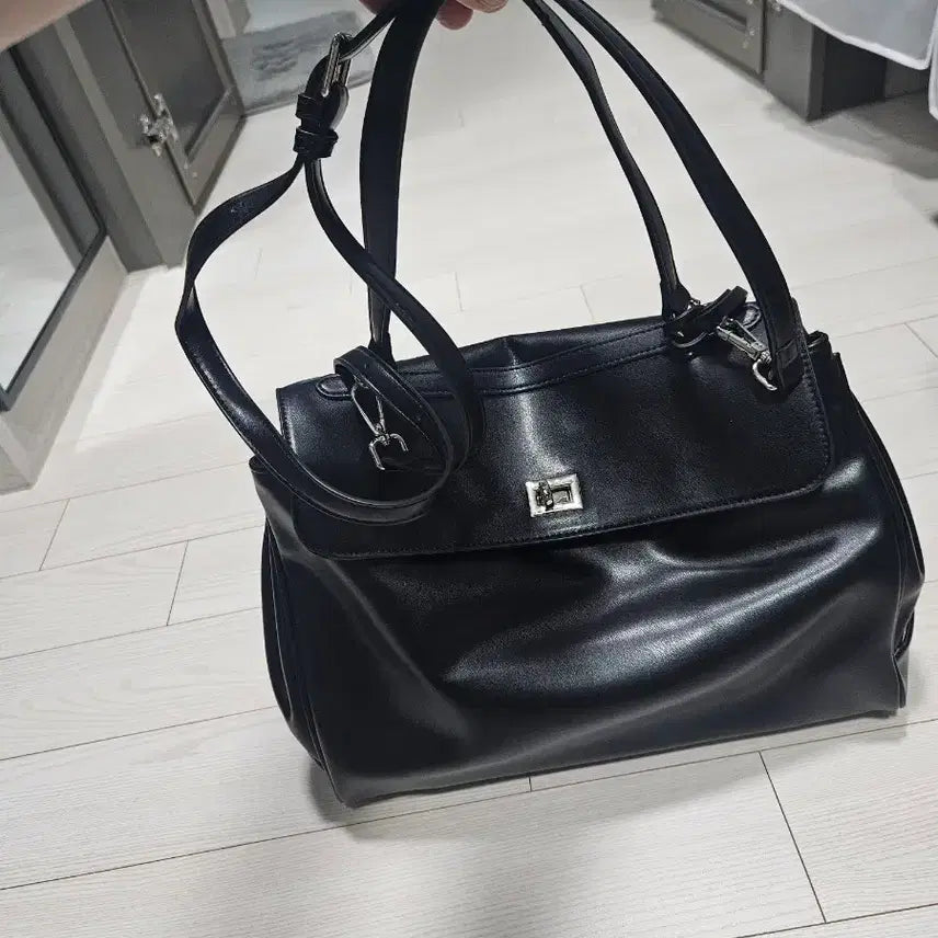 [BUNJANG] Black Leather Tote Bag Shoulder Bag / 블랙 토트백 숄더백
