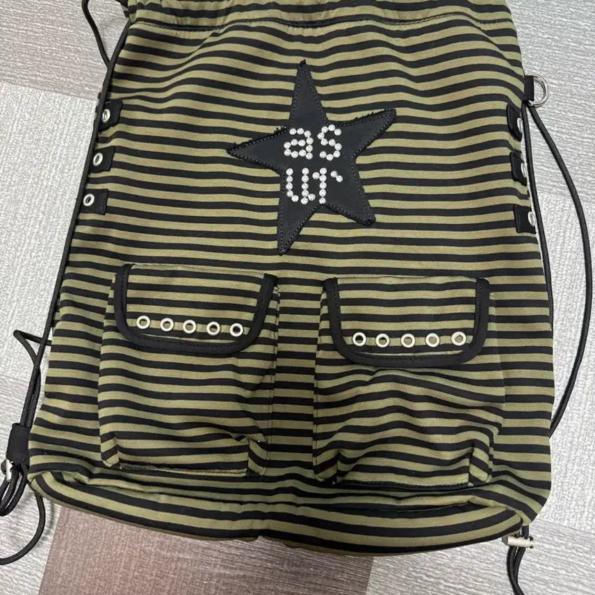 [BUNJANG] ASYOUARE Stripe Drawstring Backpack / ASYOUARE 스트라이프 드로우스트링 백팩