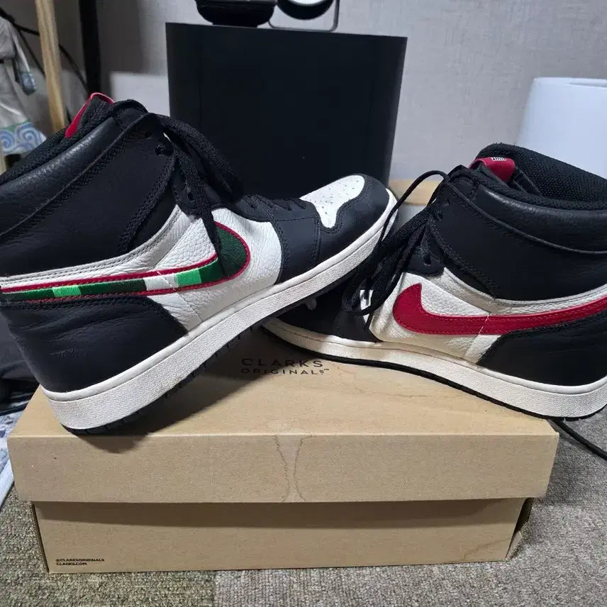 [BUNJANG] Air Jordan 1 High "A Star Is Born" (290mm) / 조던 1 하이 스타 이즈 본 290