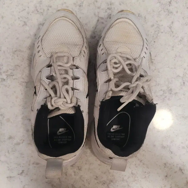 [BUNJANG] Nike White Sneakers (230mm) / 나이키 운동화 화이트230