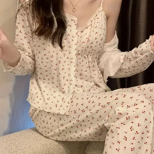 [BUNJANG] Lovely Cherry Pattern 3-Piece Pajama Set / 러블리 체리 패턴 홈웨어 세트(상하의 3피스)
