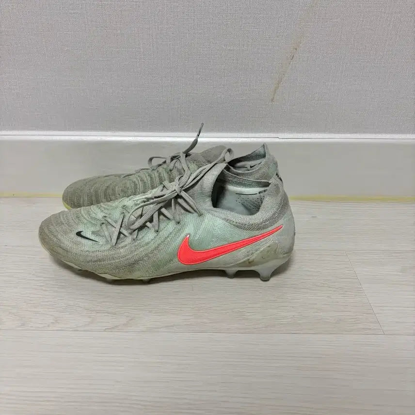 [BUNJANG] Nike Phantom GX2 Elite AG Soccer Cleats / 나이키 팬텀gx2 엘리트 ag 260