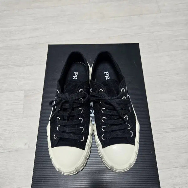 [BUNJANG] Prada Gabardine Triangle Logo Sneakers / 프라다 개버딘 삼각로고 스니커즈 운동화 eu39.5사이즈팝니다